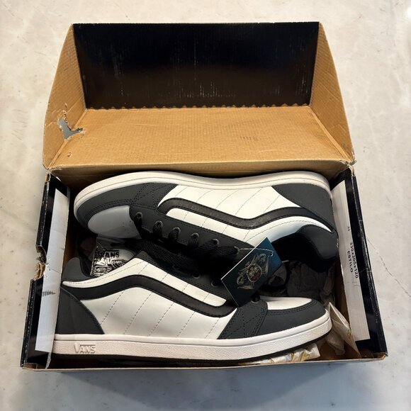 New John Cardiel Vans Estilo The Original Skate Shoe White/Black Women's Size 11 - Picture 1 of 10